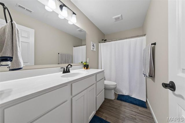 368 Cottage Grove Drive, Wentzville, MO 63385