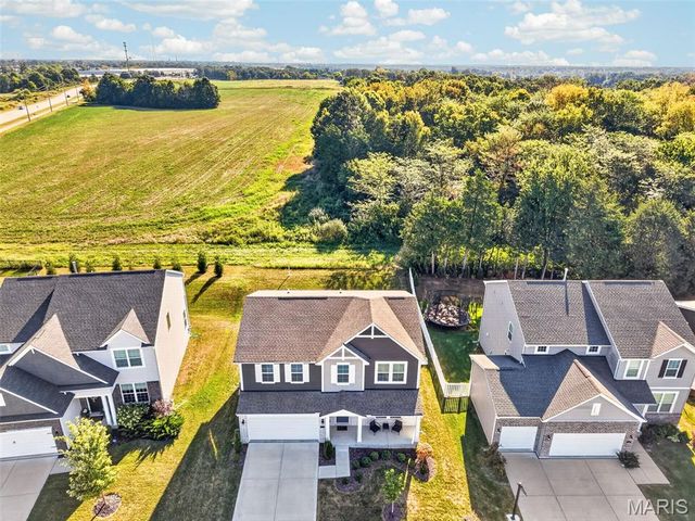 368 Cottage Grove Drive, Wentzville, MO 63385