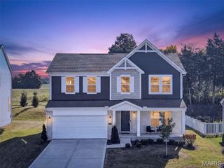 368 Cottage Grove Drive, Wentzville, MO 63385