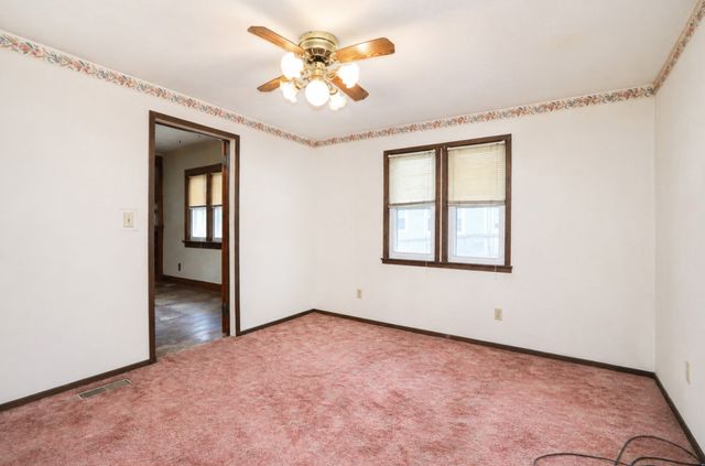 1011 Mckinley Avenue, Des Moines, IA 50315