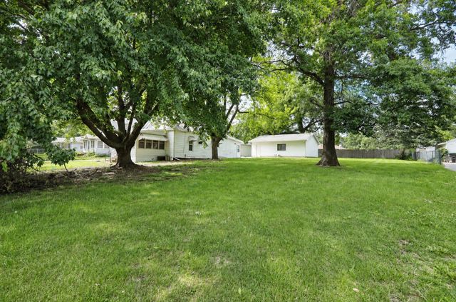 1011 Mckinley Avenue, Des Moines, IA 50315