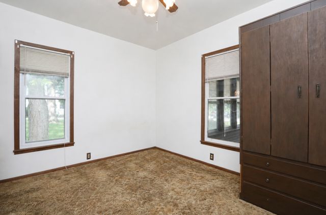 1011 Mckinley Avenue, Des Moines, IA 50315