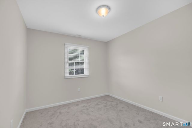 102 Salem Walk 102, Milford, CT 06460