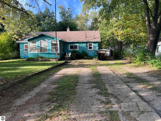 1112 Harold Street, Mt Pleasant, MI 48858