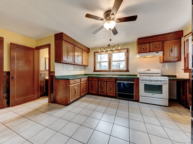 116 Albany Street, Torrington, CT 06790