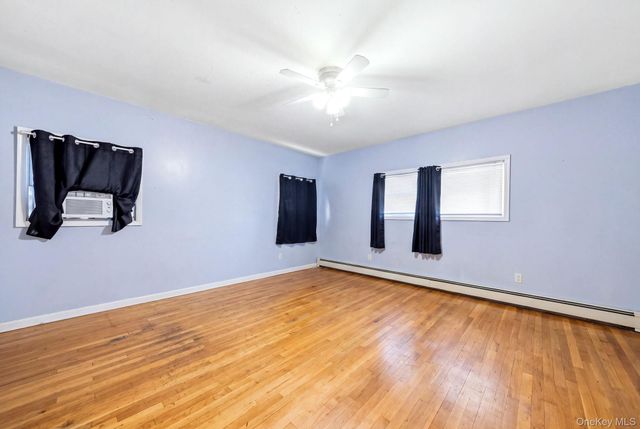 105 N Corona Avenue, Valley Stream, NY 11580