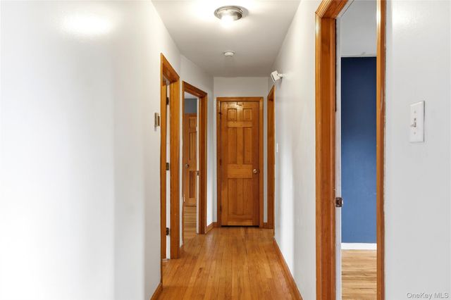 105 N Corona Avenue, Valley Stream, NY 11580