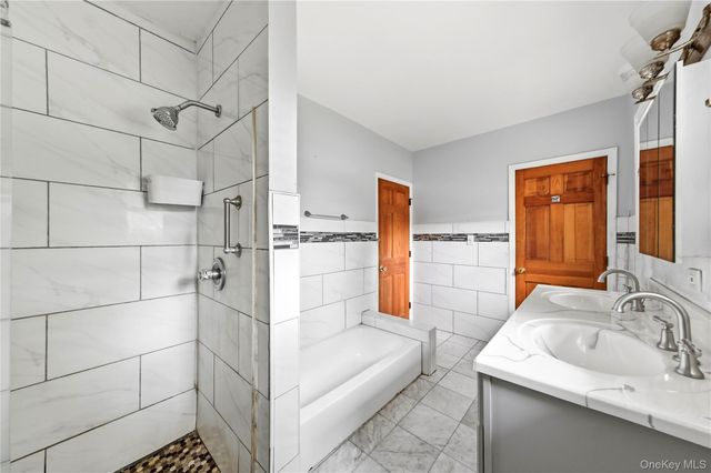 105 N Corona Avenue, Valley Stream, NY 11580