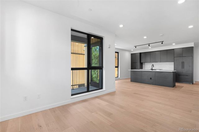 1601 Park Avenue 307, Denver, CO 80218