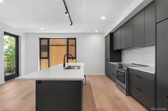 1601 Park Avenue 307, Denver, CO 80218