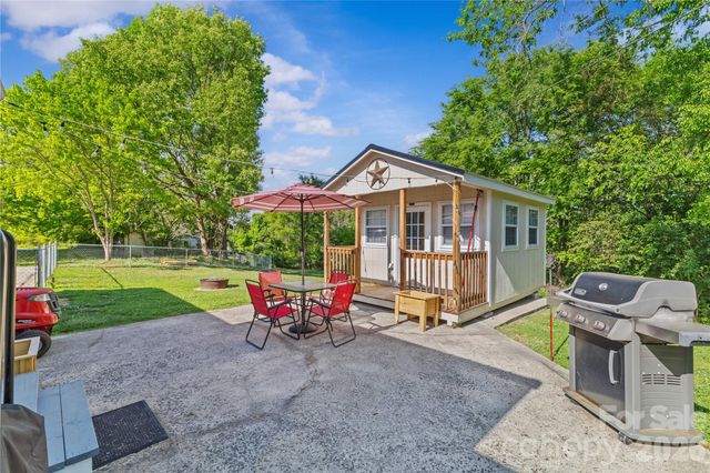 2341 Dixon Road, Belmont, NC 28012