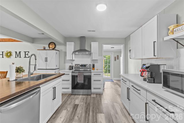 2341 Dixon Road, Belmont, NC 28012