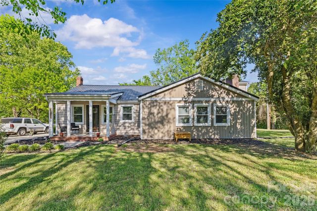 2341 Dixon Road, Belmont, NC 28012