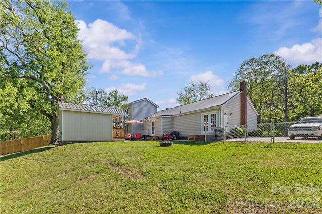 2341 Dixon Road, Belmont, NC 28012