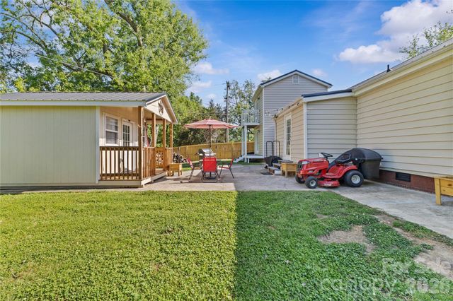 2341 Dixon Road, Belmont, NC 28012