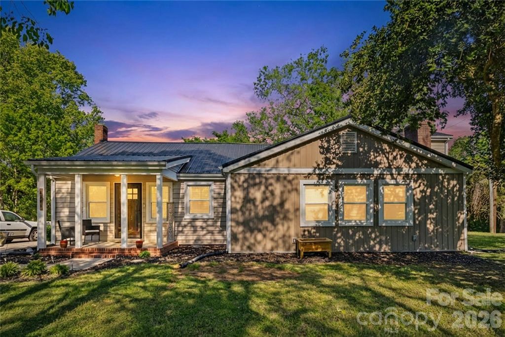 2341 Dixon Road, Belmont, NC 28012