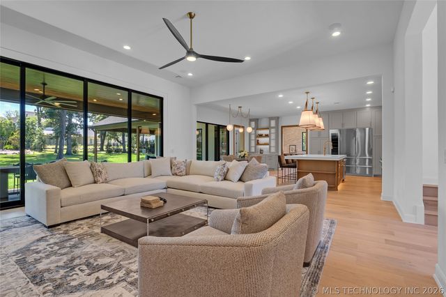 17878 E Falcon Pass Pass, Owasso, OK 74055