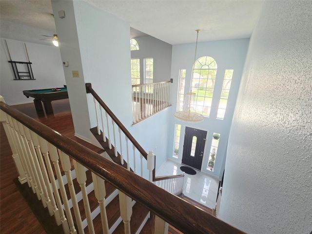 9726 New Kent Drive, Sugar Land, TX 77498