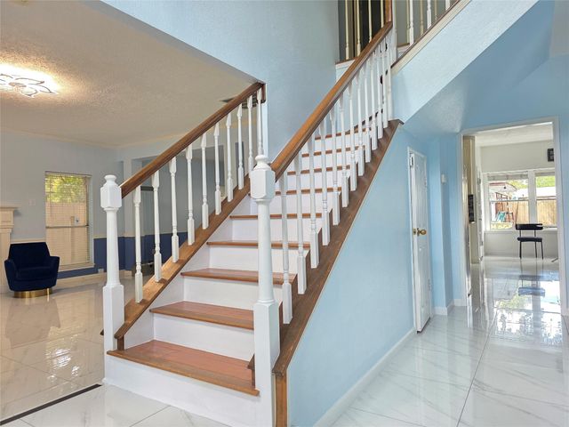 9726 New Kent Drive, Sugar Land, TX 77498