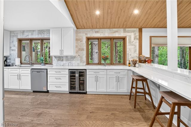 455 Barrington Ridge Road, Painesville, OH 44077