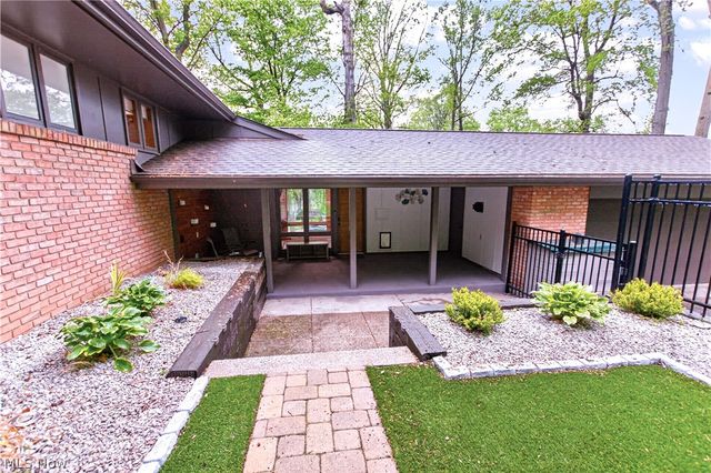 455 Barrington Ridge Road, Painesville, OH 44077