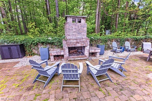 455 Barrington Ridge Road, Painesville, OH 44077