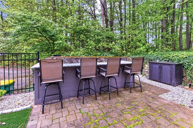 455 Barrington Ridge Road, Painesville, OH 44077