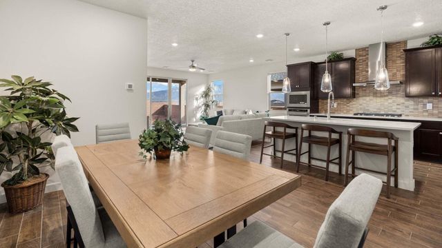 6739 Clayton Drive NE, Rio Rancho, NM 87144