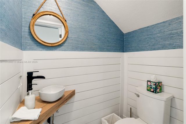 139 Marina Ave, Key Largo, FL 33037