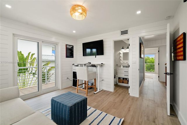 139 Marina Ave, Key Largo, FL 33037