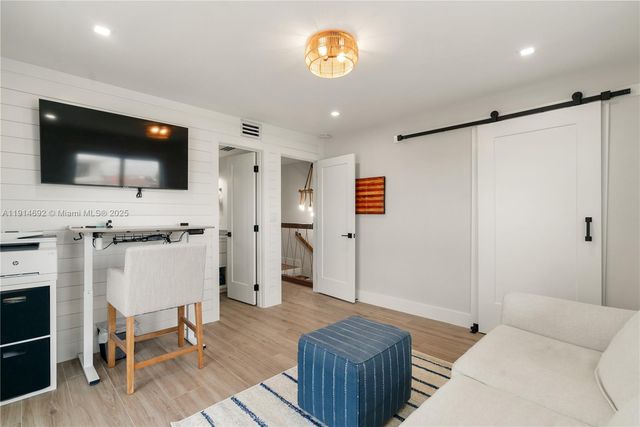 139 Marina Ave, Key Largo, FL 33037