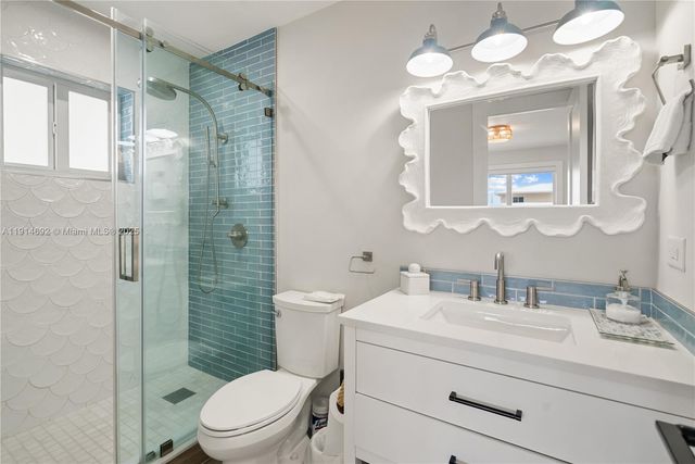 139 Marina Ave, Key Largo, FL 33037