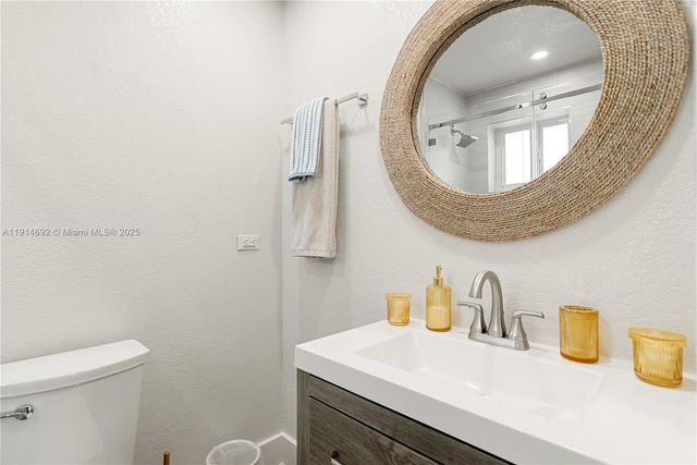 139 Marina Ave, Key Largo, FL 33037