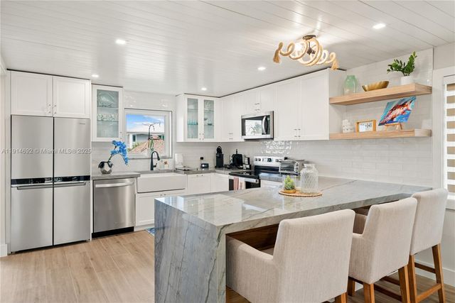 139 Marina Ave, Key Largo, FL 33037