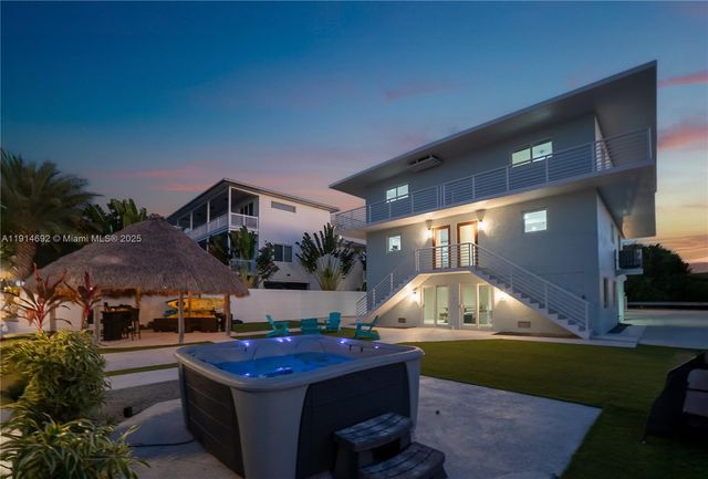 139 Marina Ave, Key Largo, FL 33037