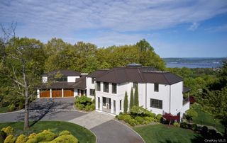 4 Riverview Court, Irvington, NY 10533