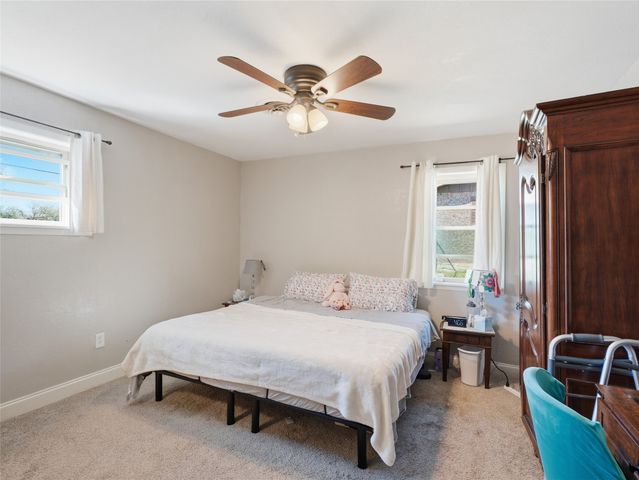 1224 N Holland Street, De Leon, TX 76444