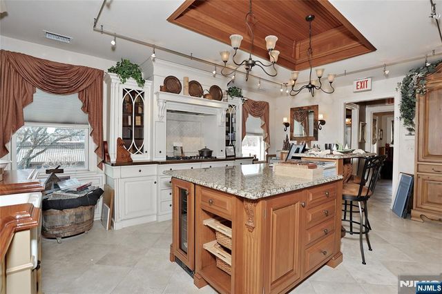 211 6th, Hawthorne, NJ 07506