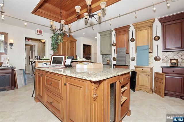 211 6th, Hawthorne, NJ 07506