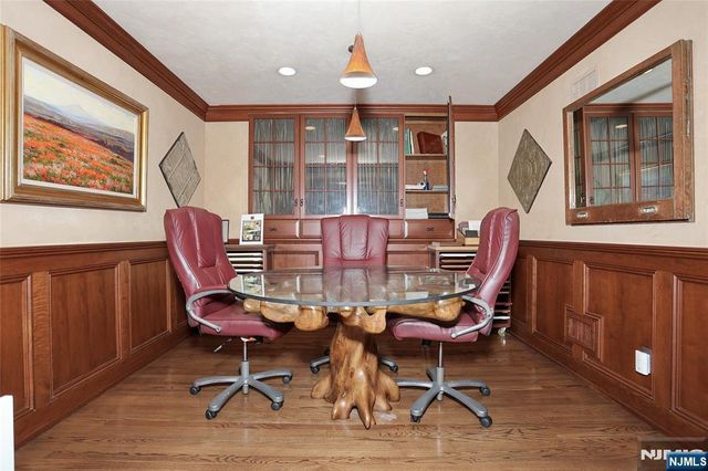 211 6th, Hawthorne, NJ 07506