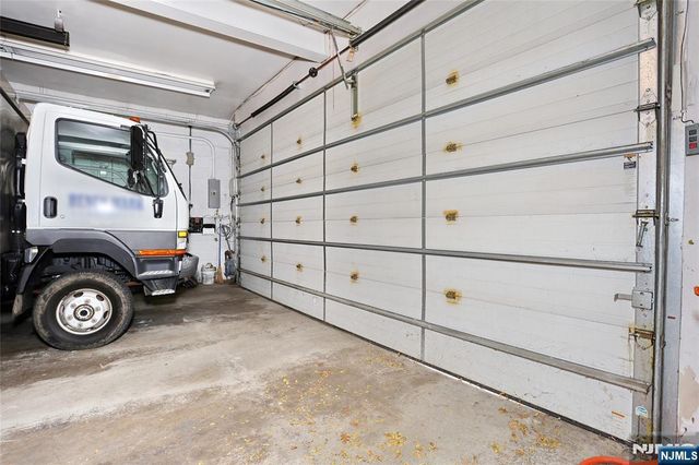 211 6th, Hawthorne, NJ 07506