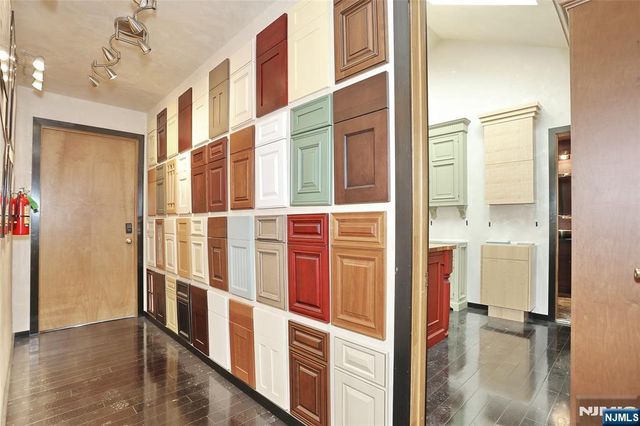 211 6th, Hawthorne, NJ 07506