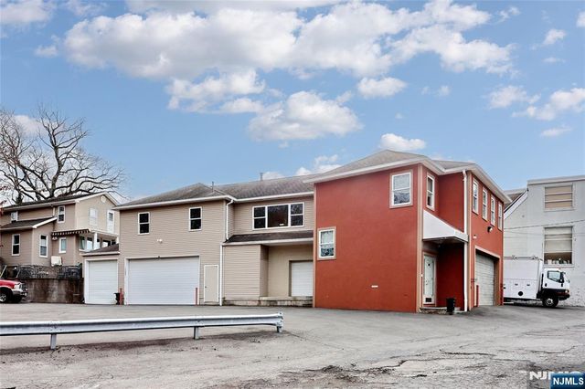 211 6th, Hawthorne, NJ 07506