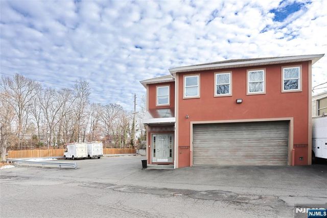 211 6th, Hawthorne, NJ 07506