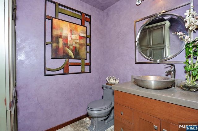 211 6th, Hawthorne, NJ 07506