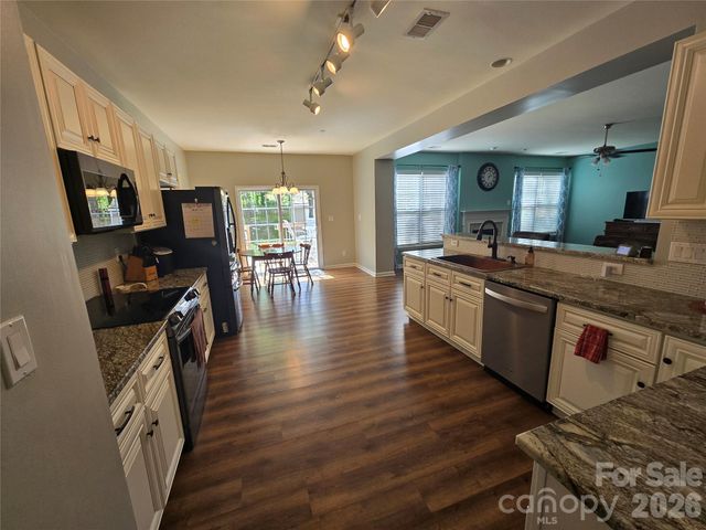 8006 Fine Robe Drive, Indian Trail, NC 28079