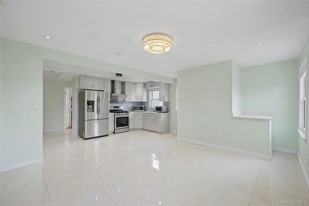 14004 Quince Avenue, Flushing, NY 11355 — photo 3