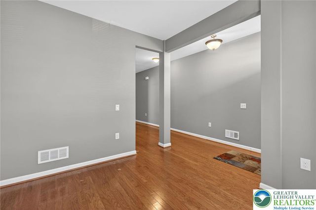 5411 Congress Way, Hanover Twp, PA 18017