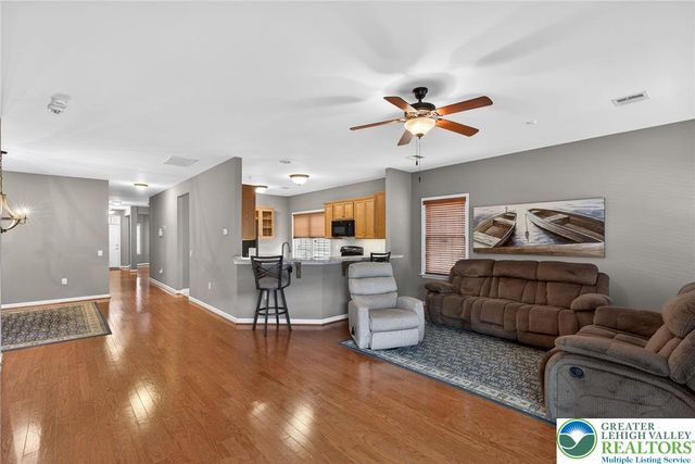 5411 Congress Way, Hanover Twp, PA 18017