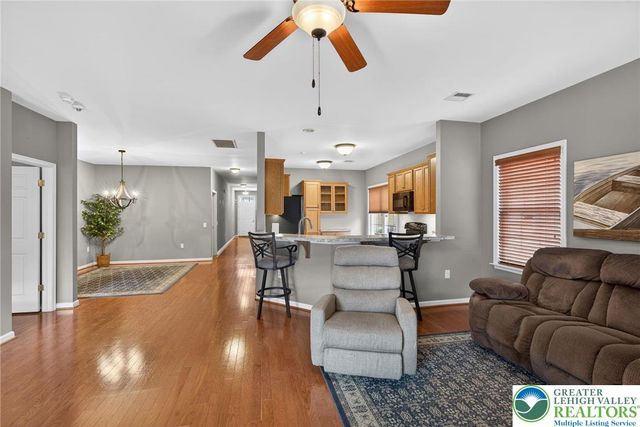 5411 Congress Way, Hanover Twp, PA 18017